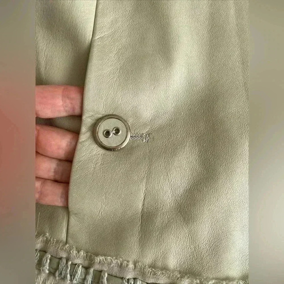 CHANEL Light Green Jacket size medium new - Picture 9 of 16
